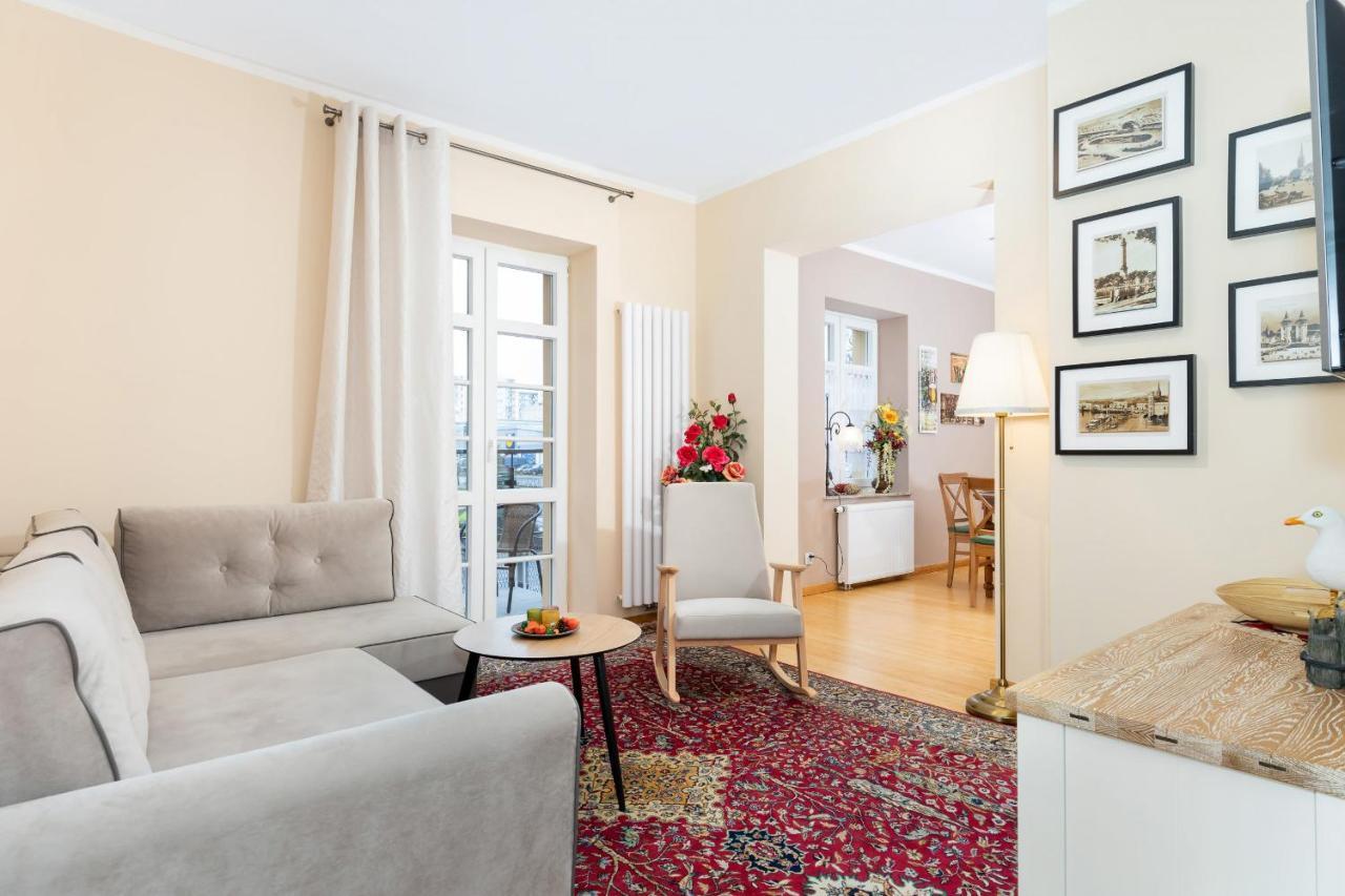 Apartamenty Biala Mewa By Renters Свиноуйсьце Экстерьер фото